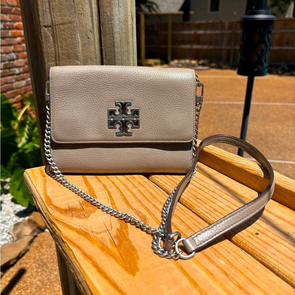 TORY BURCH BRITTEN CROSSBODY FRENCH GRAY